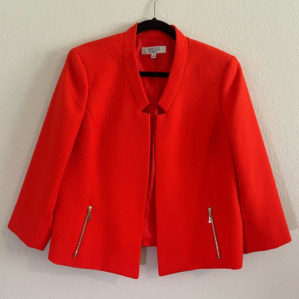 Kasper Solid Dobby Inverted Notch Flyaway Jacket … - image 2